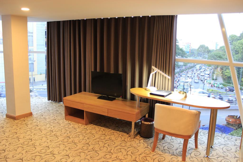 Ttc Hotel Deluxe Airport Bandar Ho Chi Minh Luaran gambar